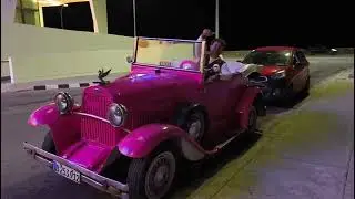 El auto rosado m&aacute;s lindo de cuba 