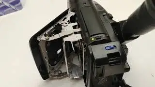 caméscope VHS-C Panasonic A4 : Un problème peut en cacher un autre !