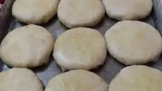 أسهل طريقة لتحضير  ميني بسيطلات الدجاج  كتجي عامرة ومقرمشة والاهم لذيذة 🤤