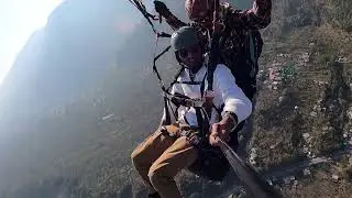 paragliding kullu manali #paragliding #snow #adventureactivities #travel #mountains #viral #shorts 