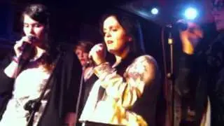 Julia Wesnigk, Lucy Garcia and Keeley O'Brien - Waiting all Night