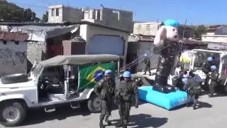 A&ccedil;&atilde;o em Simon Pel&eacute;
