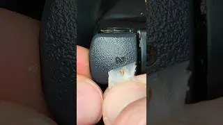 Cleaning a PS3 Controller with Hot Glue😬 #asmr #cleaning #satisfying #waitforit