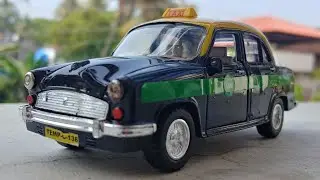 Centy Toys Hindustan Ambassador car Taxi model | Kolkata CNG Taxi scale model | Miniature world