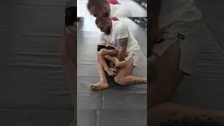 Josh Saunders has crushing pressure 💀 #bjj #jiujitsu #flograppling