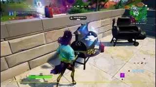 Exterminate Mini-Pufts with a Pickaxe in Lazy Lake[Containment Specialist Quest 2] Fortnitemares2021