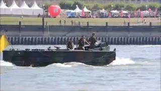 Super Fahrzeuge der Bundeswehr - auf dem Rhein