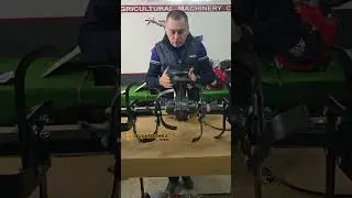 What are the knives on the leg with Diff? (differential)