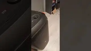 Breaking news (jbl partybox talks with the new speaker in action)
