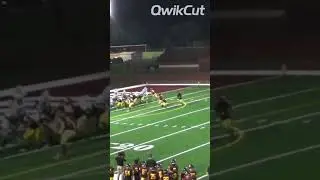 What??🤯QB goes left handed & behind the back😳😲 for the TD🏈