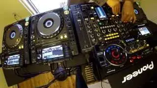 Genya M - Tech house mix september 1st 2013, pioneer cdj 2000 nexus, djm 2000, rmx 1000