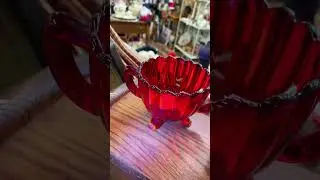 Let&rsquo;s go hunting for uranium glass at the antique store! 💚 #uraniumglass #antiqueshop