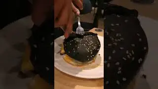 Perfect cut of Charcoal Burger 👌🍔 #shorts #burger #charcoal