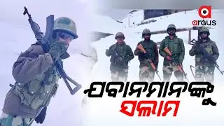Indian Army troops Carrying Out Patrolling Under Heavy Snowfall