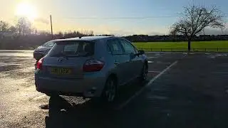 TOYOTA AURIS 1.8 CVT Hybrid Finished in Blue &pound;20 TAX