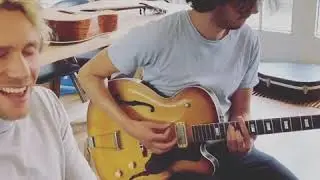 FRIDAY - Heatwave (Acoustic)
