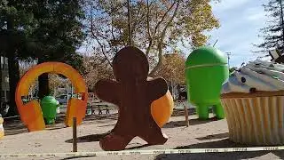 Google Android Lawn Statues ☹️