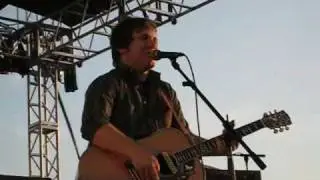 Jon Peter Lewis Sings 
