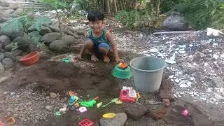 Penjualan mobil mainan Gus raihan
