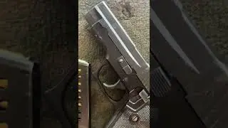 SIG-SAUER P220 (SIG P75 Swiss Army gun) 9mm Para