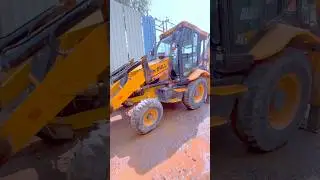 BULL Backhoe Loader #rusticguru #bull #bullbackhoe