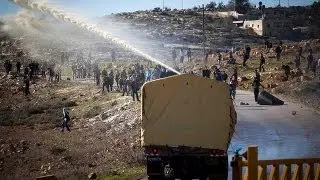 Skunk Cannon- Israel sprays putrid liquid to Control Riots, Crowds