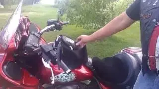 Kawasaki Vulcan Vaquero Motorcycle Tank Bag Review - vikingbags.com