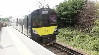 Island Line 2022 - Ryde to Shanklin - A look at the Class 484 trains.