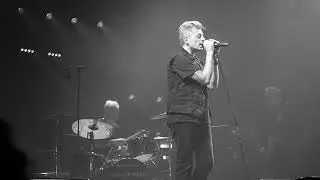 Benjamin BIOLAY - Live Zénith Paris - Visage pâle 2/10/21) HD