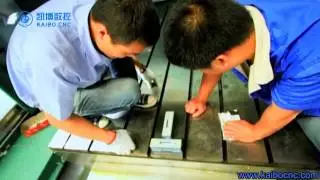 Adjust the level of the Kaibo CNC machine