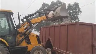 Track Ballast loading in Tractor Hopper 