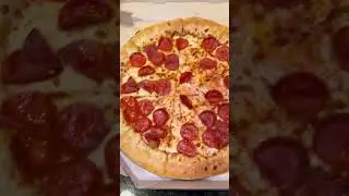 Pizza Hut Meat Lover&rsquo;s Pan Pizza 🍕 & Stuffed Crust Cheese with Pepperoni Carry Out Yum Brands