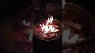 Небольшой костер, чтобы согреть мою хижину, вечерний видеоблог, Куинси, Калифорния, 30.11.25