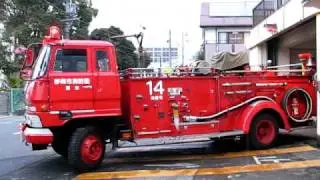 いすゞTXD50E改　車庫入れ