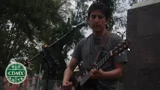 Nada Personal - Soda Stereo (Cover)  | Alan Avila | Busker in Mexico City 