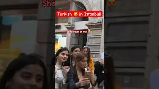 ❤️ Turkish girls showing me love! 🇹🇷 #shorts #istanbul #t&uuml;rkiye