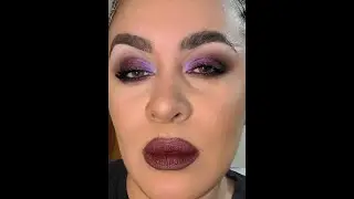 Using a KVD Throwback Palette