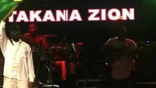 les VIEUX MOGOS & TAKANA ZION r&eacute;alisent une cl&ocirc;ture d'ABI REGGAE FESTIVAL haut en couleur et en son