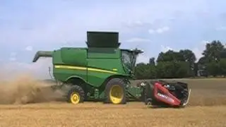 John Deere S660