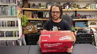 Milwaukee M18 compact blower unboxing