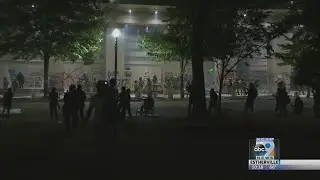 Fed. Agents Increase Tension in Protests
