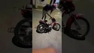MOBILETE CORTANDO DE GIRO Noite de Natal?🎅🏼 🔥 #mobilete #moby #moto mobyvlog #moto #viral #fly