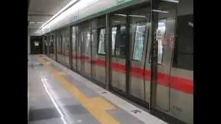 深圳地鐵羅寶線往羅湖方向的加班列車到達竹子林站