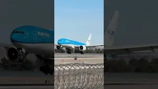 KLM Asia Boeing 777-200ER arrives on Las Vegas (LAS) runway 26L | PH-BQF | #planespotting #KLAS