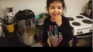 SANDHYA MAKING OATMEAL COOKIES WITH MOMMY. / Baking cookies for the first time, excited !!!