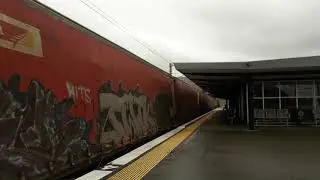 DL's 9665 And 9158 Hauling Train 217 Through Porirua Station (During The Covid 19 Lockdown)