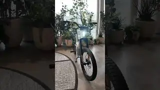 Rivian Made an E-Bike. ALSO&rsquo;s TM-B Isn&rsquo;t Just an E-Bike; It&rsquo;s an Upgrade to Your Whole Commute