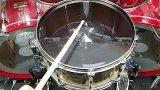 Remo Powerstroke 77 Colortone Smoke test