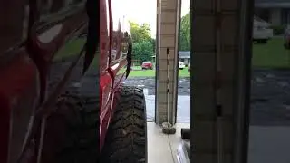 Dodge lifted on 46s