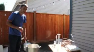 How to make your own spiced holiday ale!